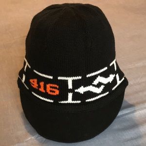 VINTAGE Fiction Clothing - FDCO Clothing Black Radar Brimmed Toque